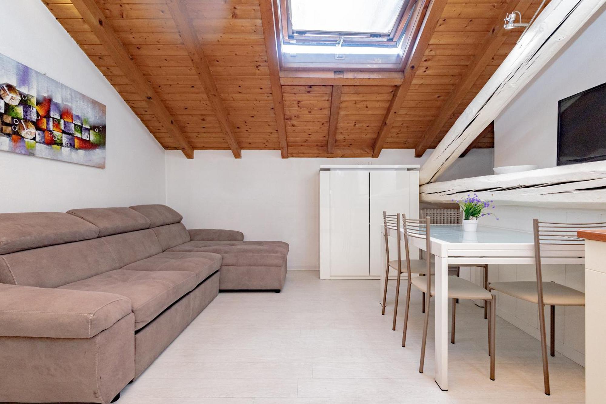 Appartamento Bergamo 24 Bagian luar foto